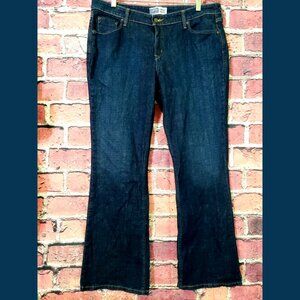 Levi's Womens Signature Low Rise Bootcut Stretch Jeans Blue Dark Denim 16 - NWOT